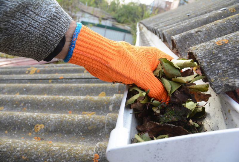 Gutter Blockage Removal in Rochester, NY